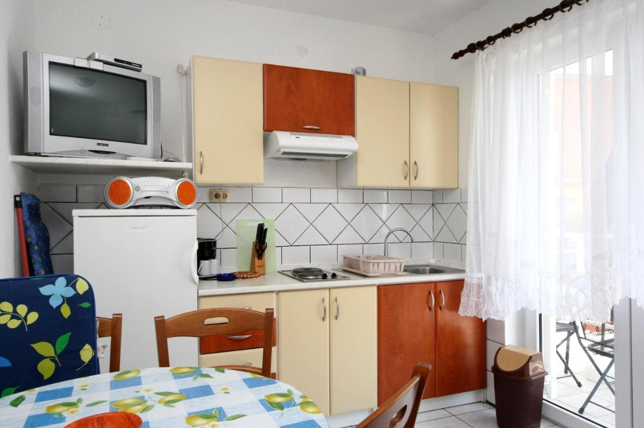 Apartments With A Parking Space Crikvenica - 5553 外观 照片